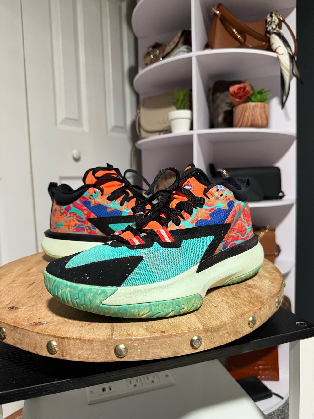 Jordan Low-Top Sneakers - Aqua, Orange & Black